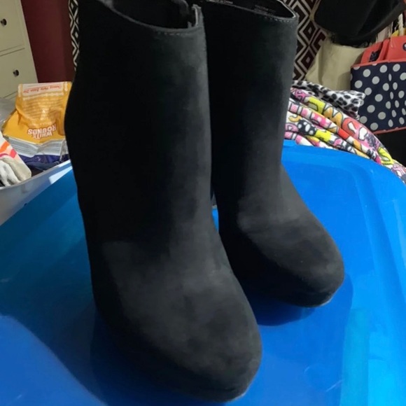 Booties - Picture 2 of 6